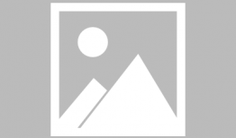 漫画书《W,穿越时空的奇幻冒险之旅